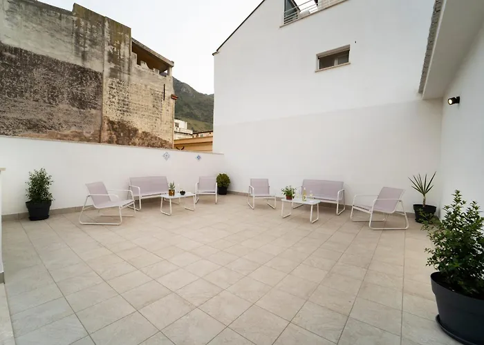 Mameri 3* 卡斯泰拉马莱